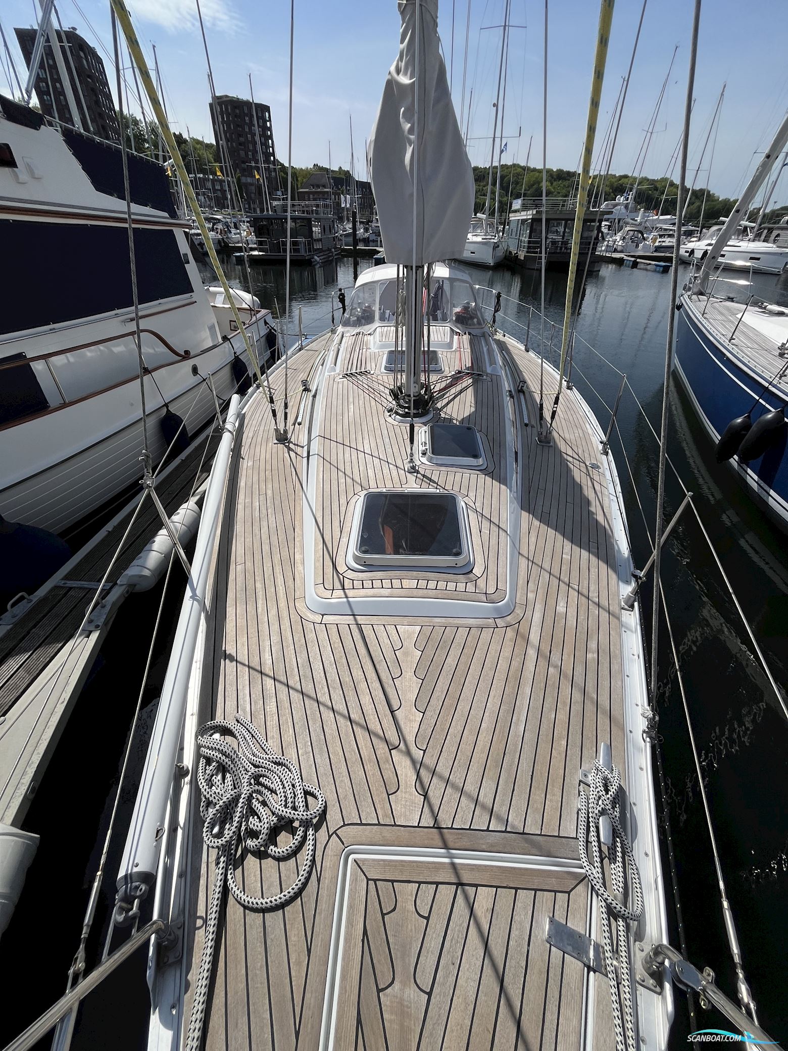 Grand Soleil 38