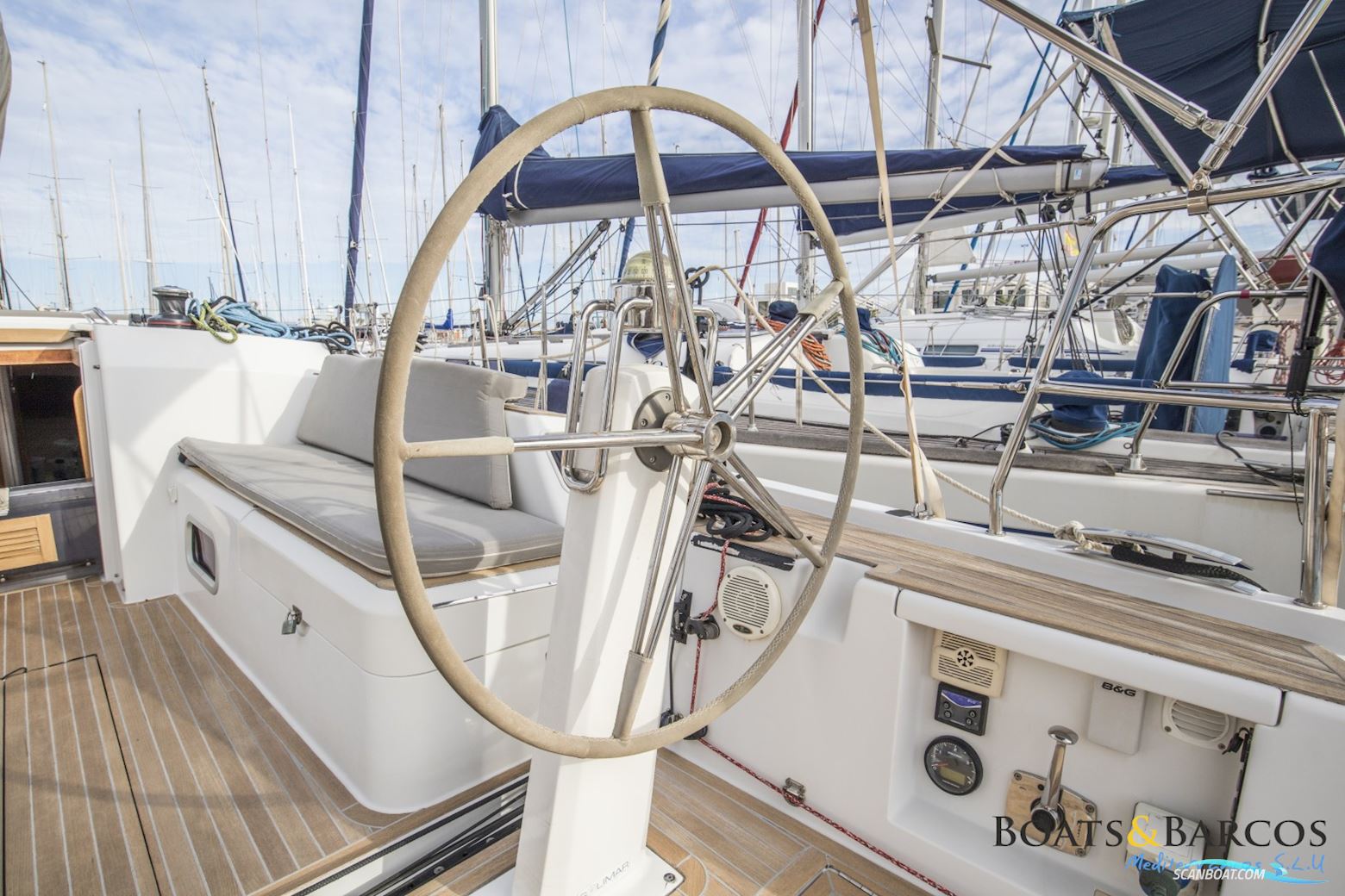 Grand Soleil 39