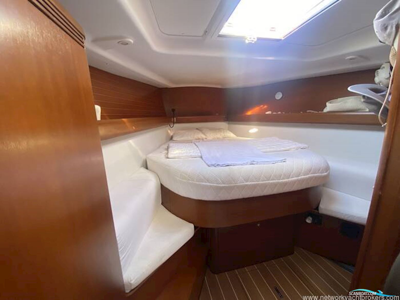 Grand Soleil 43