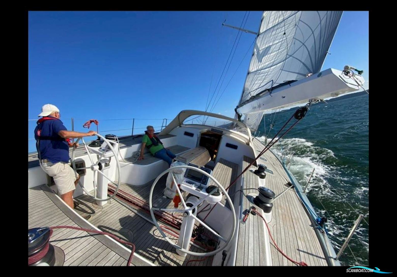 Grand Soleil 70