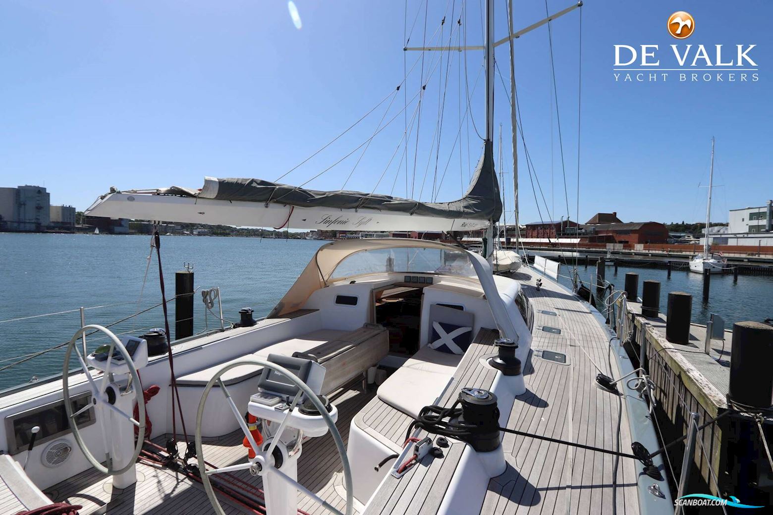 Grand Soleil 70