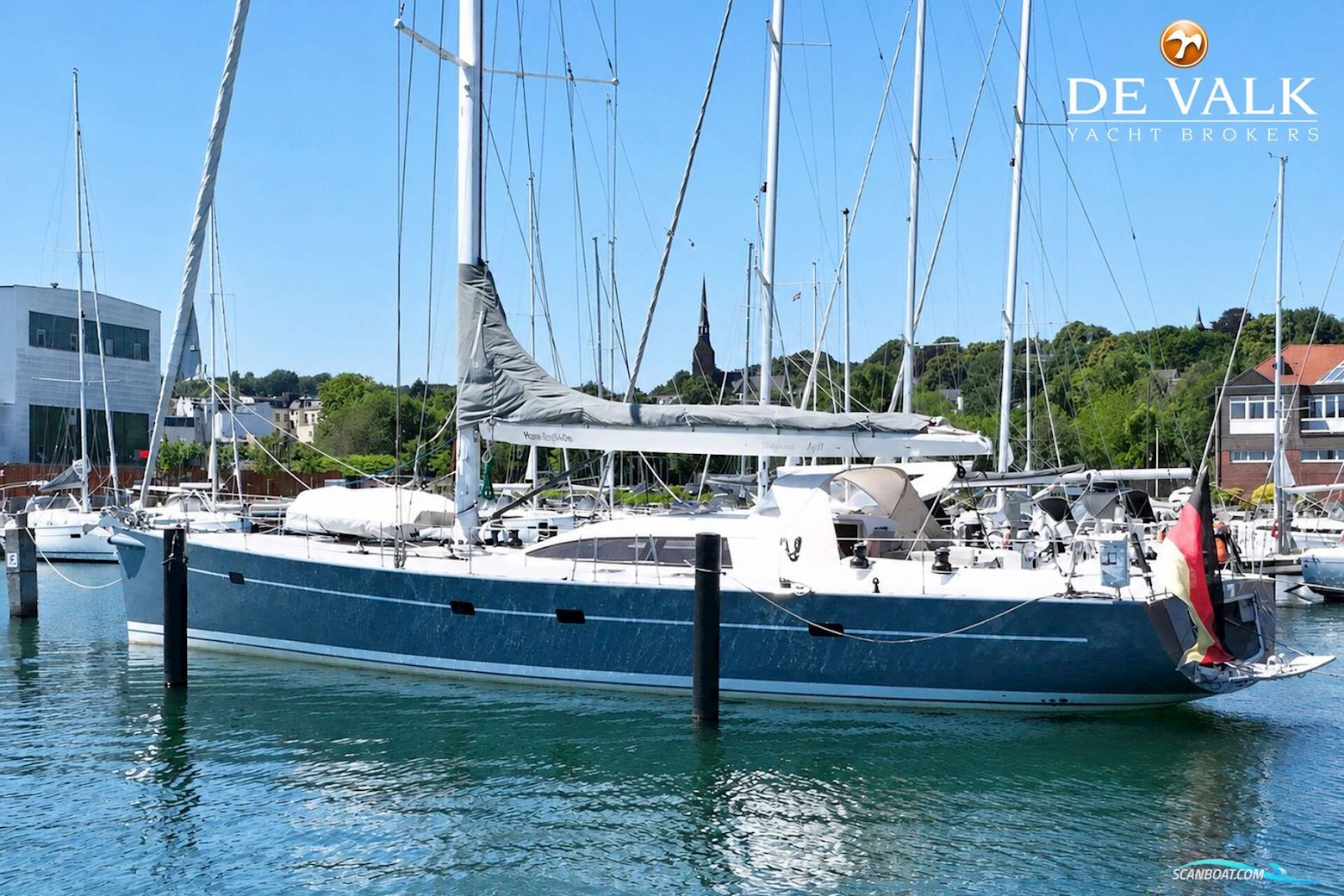 Grand Soleil 70