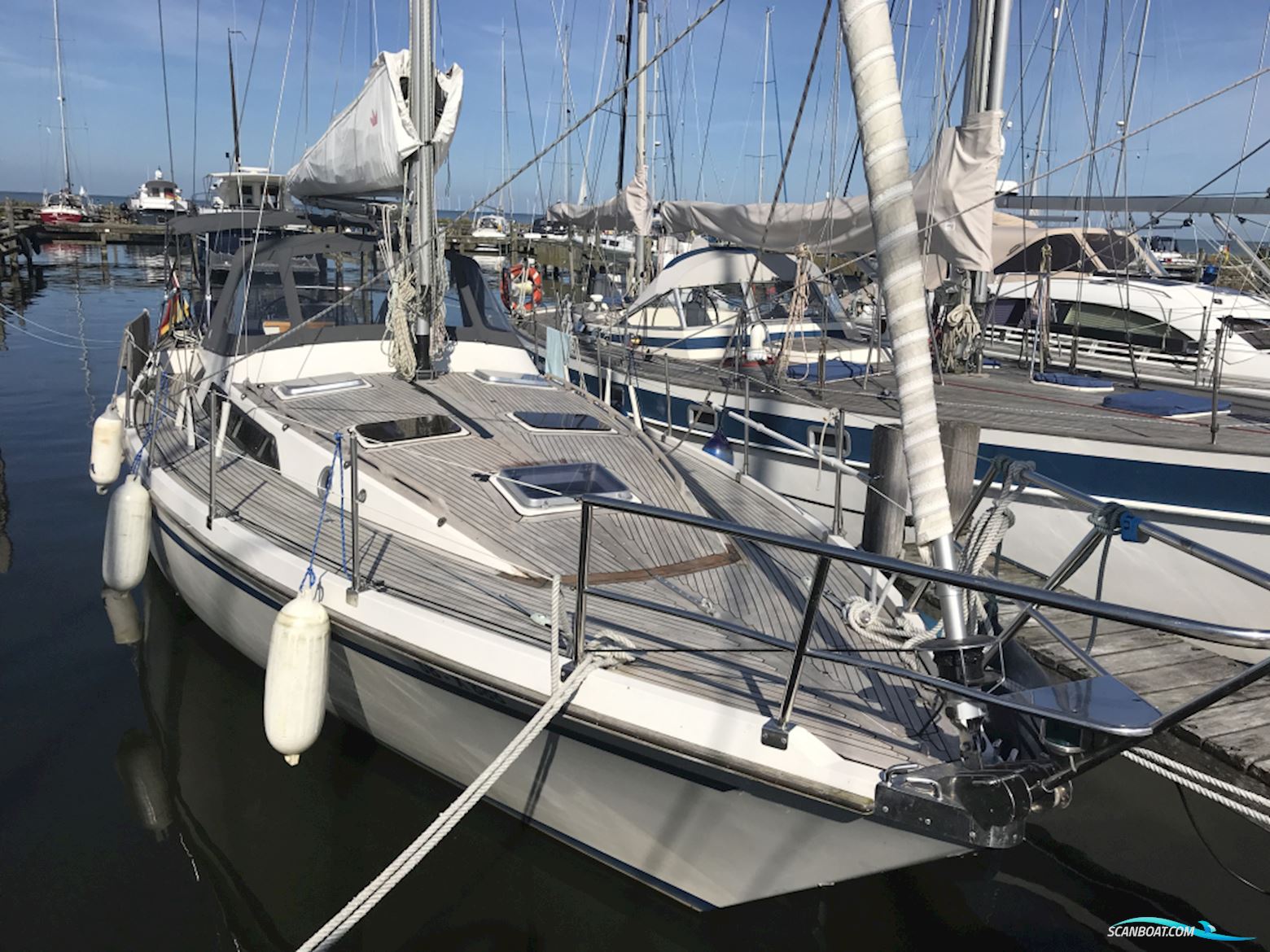 Guy Couach 1300 Segelbåt 1978, med Perkins motor, Holland