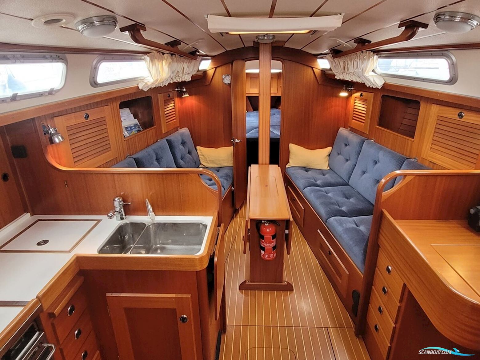 Hallberg Rassy 31