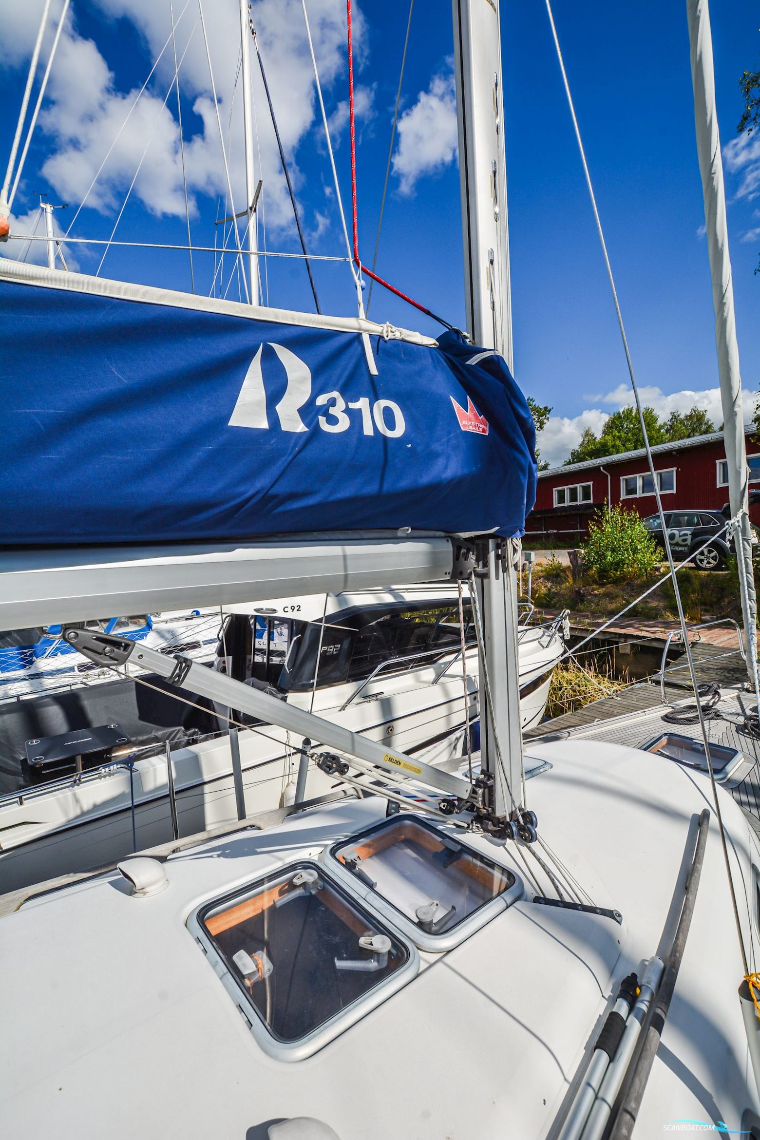 Hallberg-Rassy 310