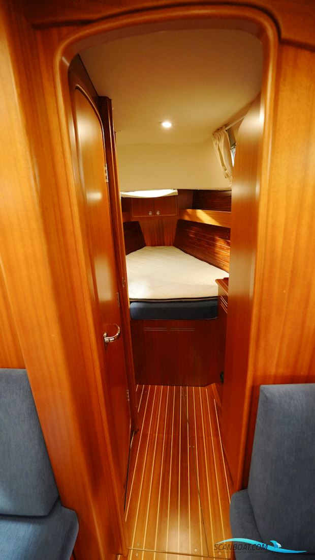 Hallberg-Rassy 310