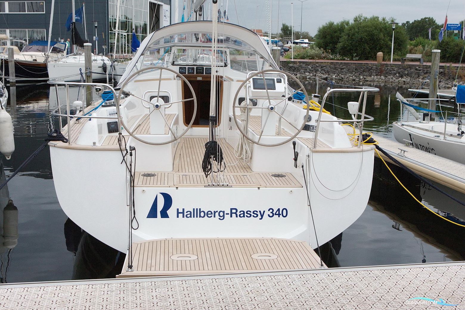 Hallberg-Rassy 34
