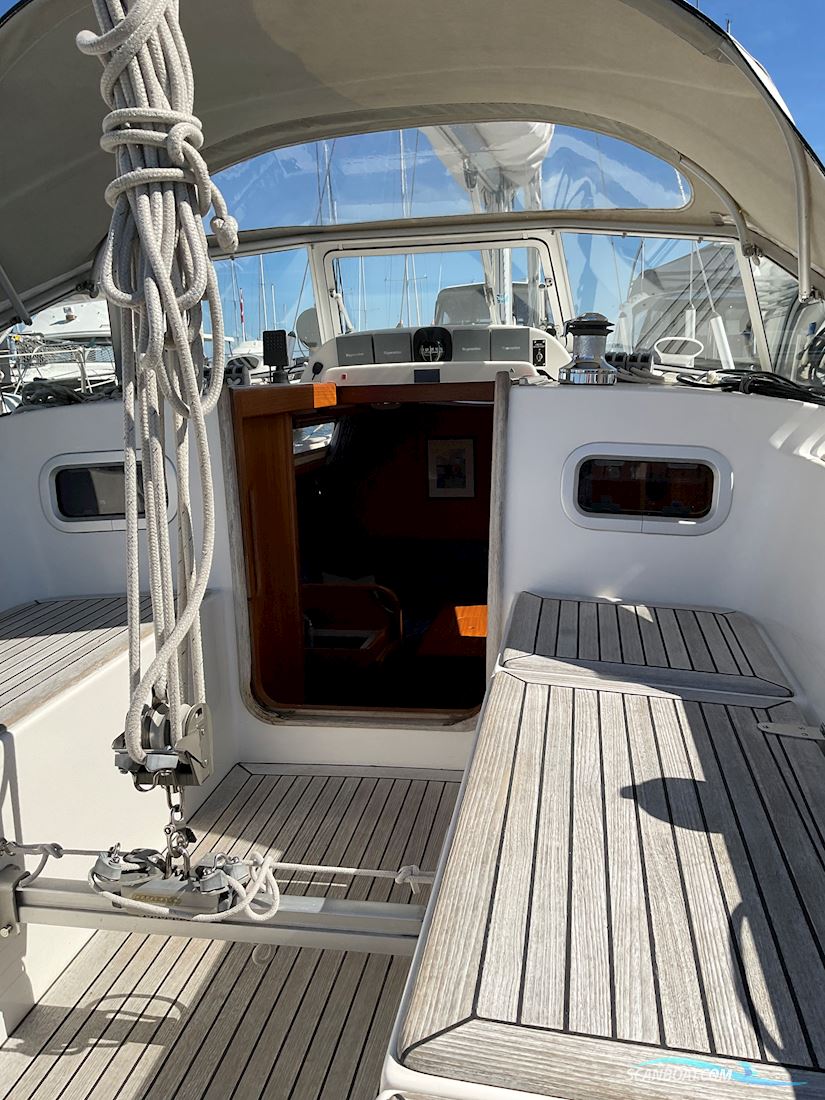 Hallberg-Rassy 34