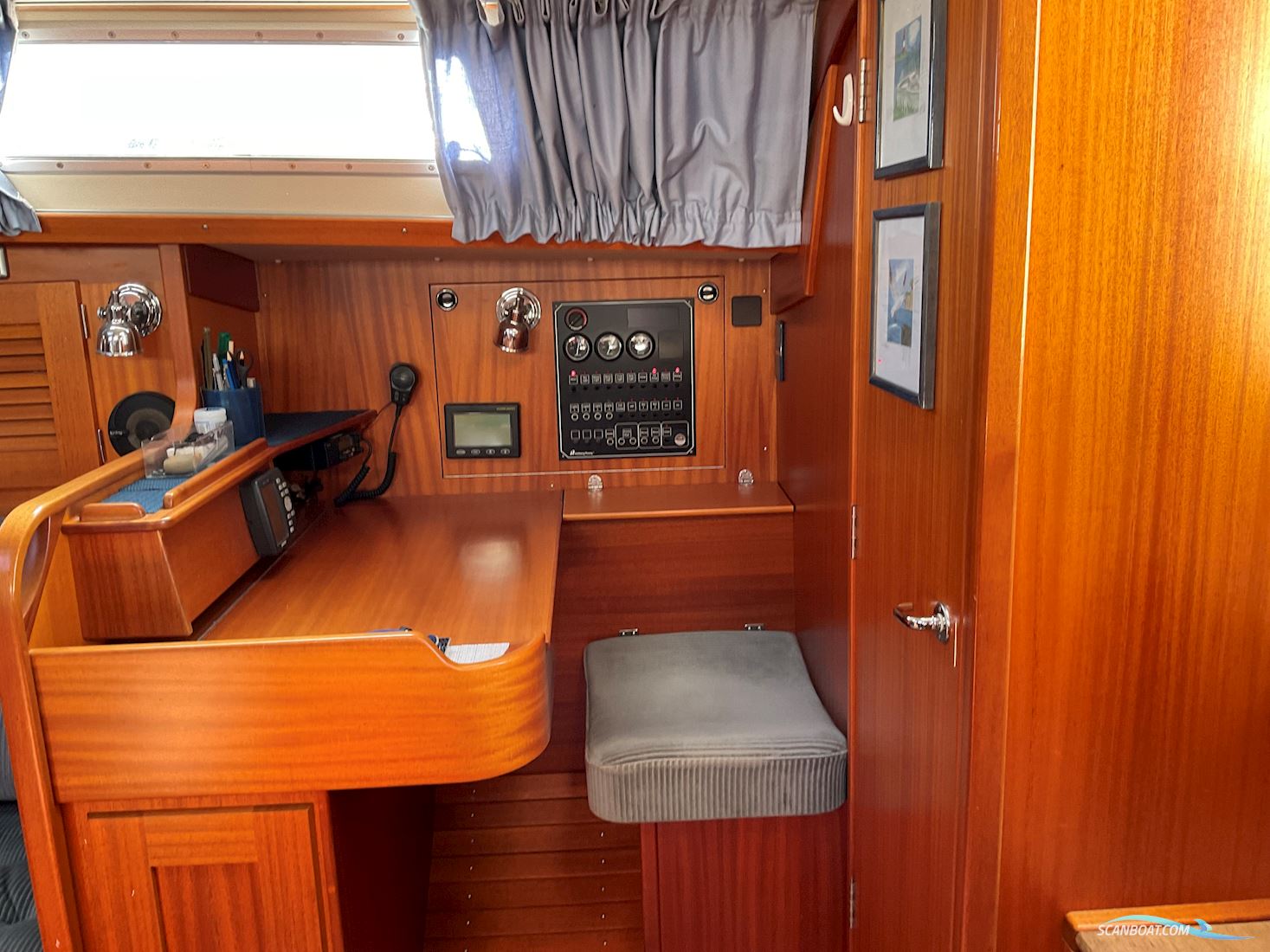 Hallberg-Rassy 34