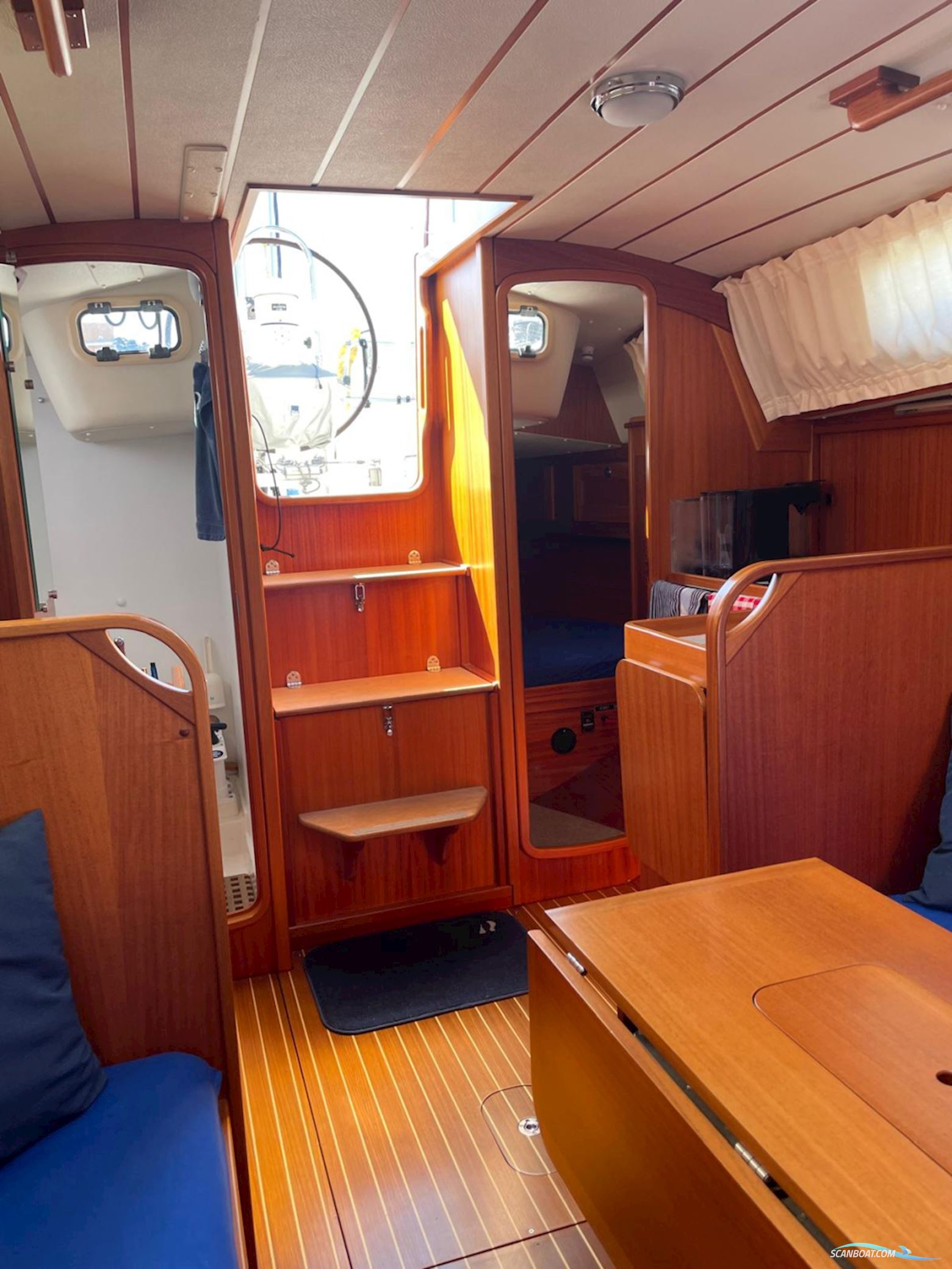 Hallberg Rassy 34