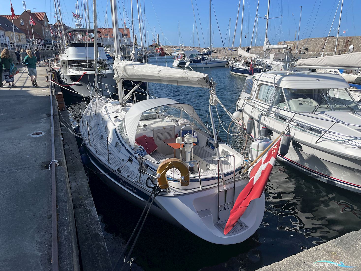 Hallberg-Rassy 34 Segelbåt 2001, med Volvo Penta md2030 motor, Danmark