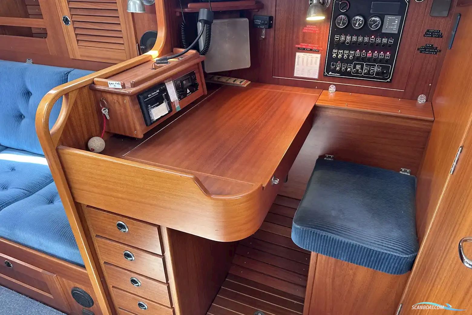 Hallberg-rassy 34