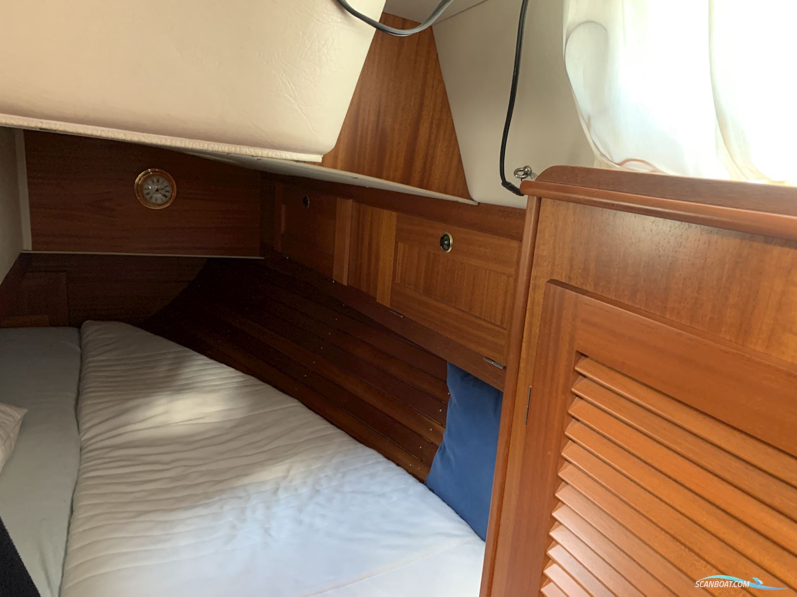 Hallberg-Rassy 34