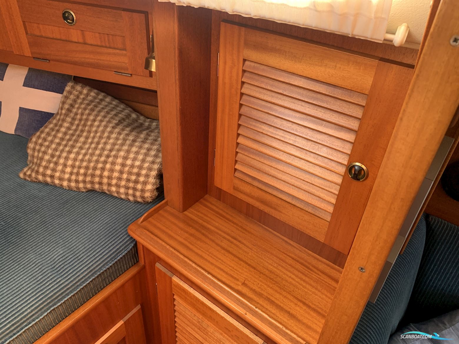 Hallberg-Rassy 34