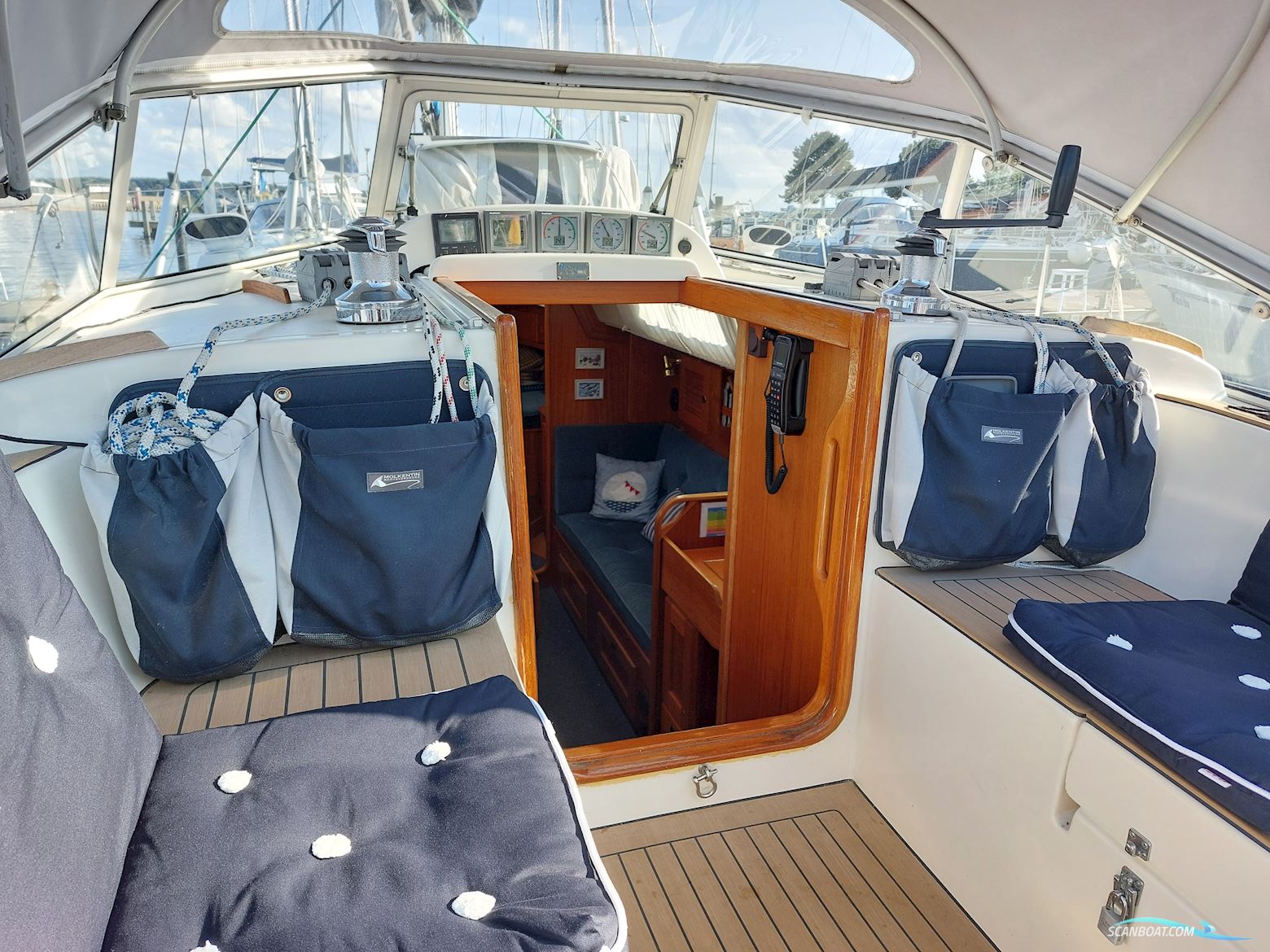 Hallberg-Rassy 34