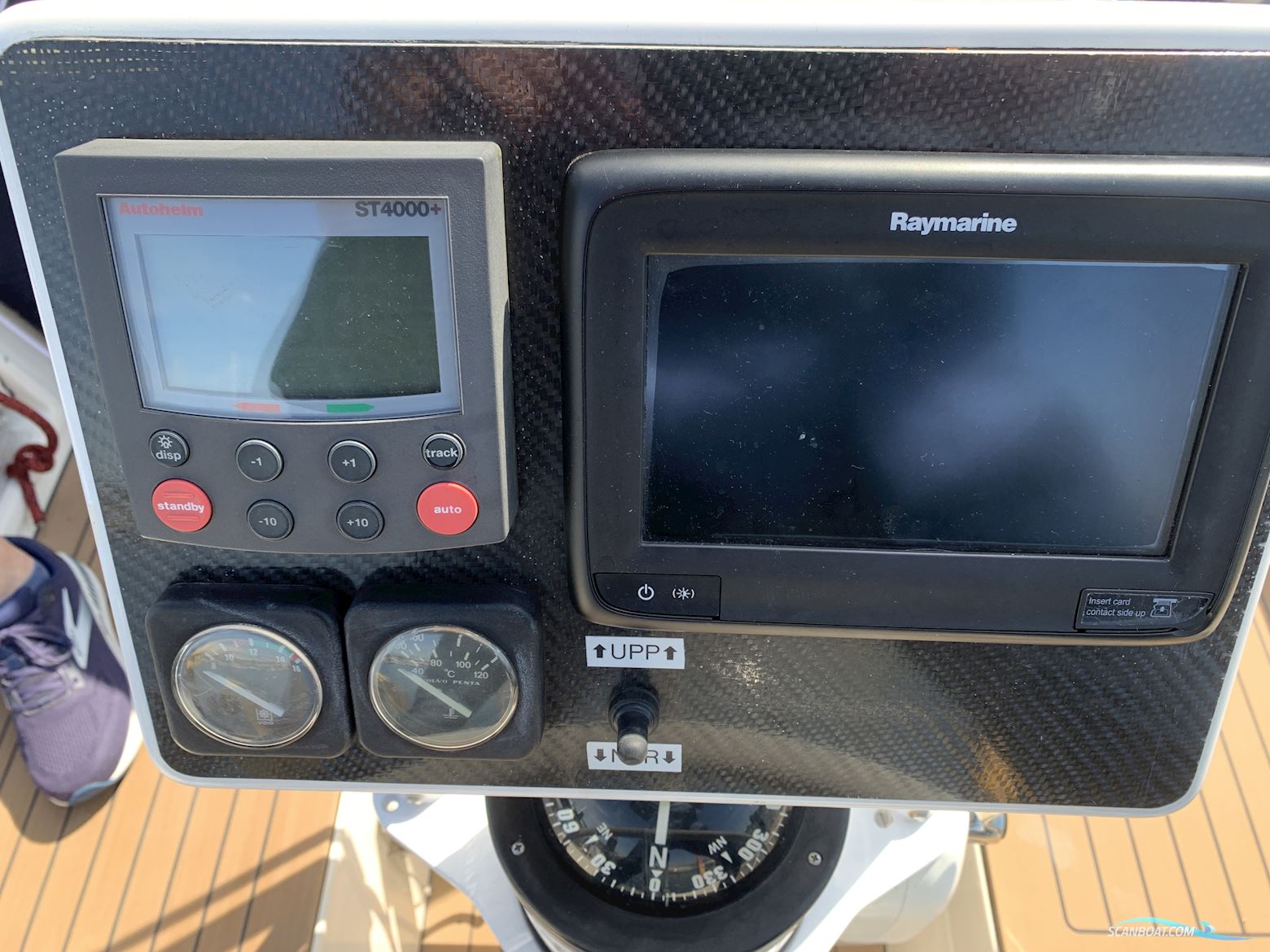 Hallberg-Rassy 34