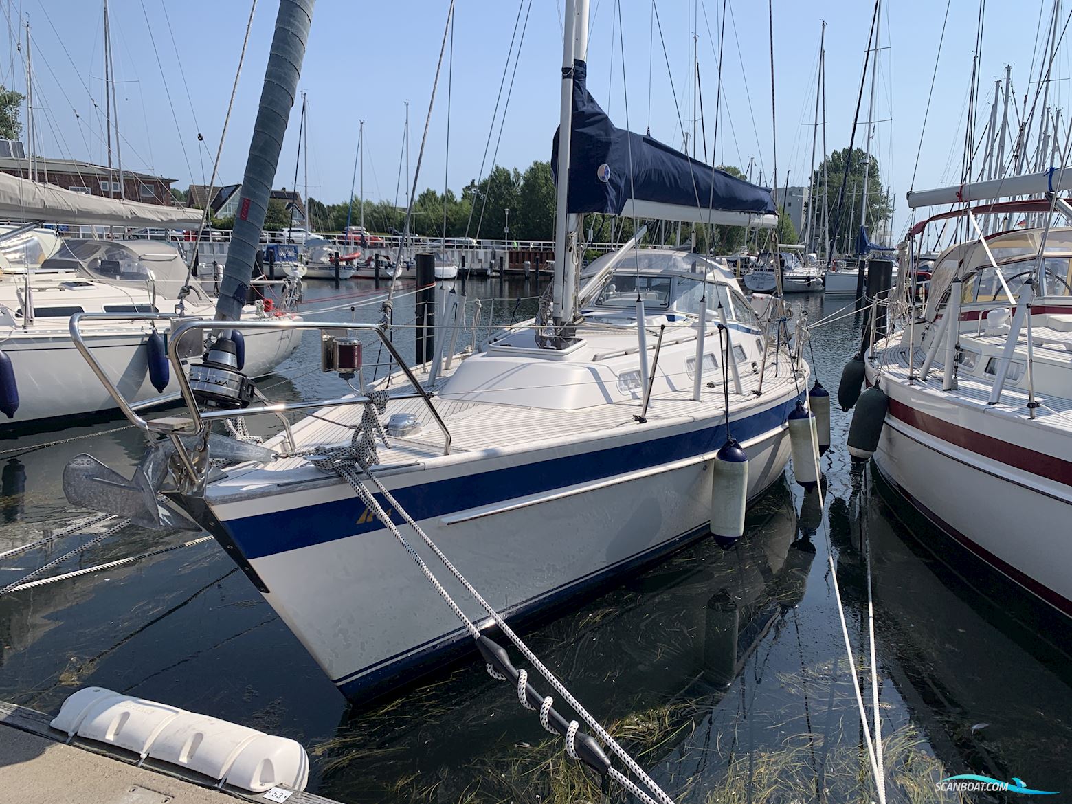 Hallberg-Rassy 34