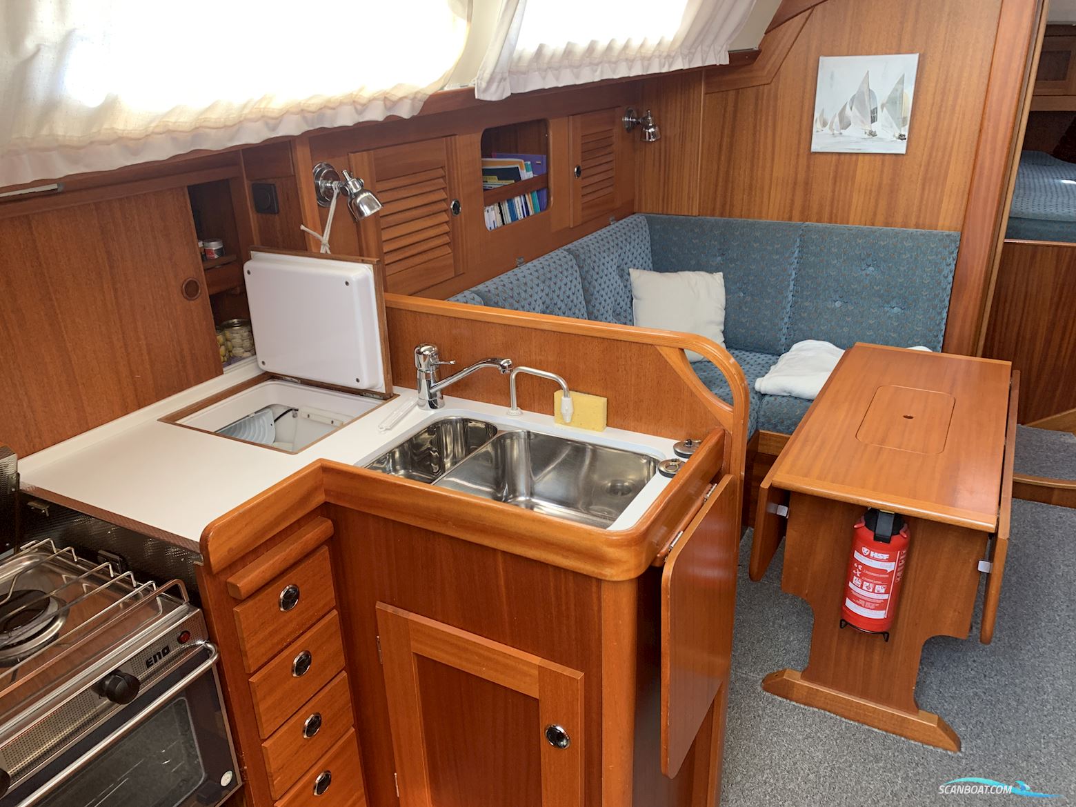 Hallberg-Rassy 34