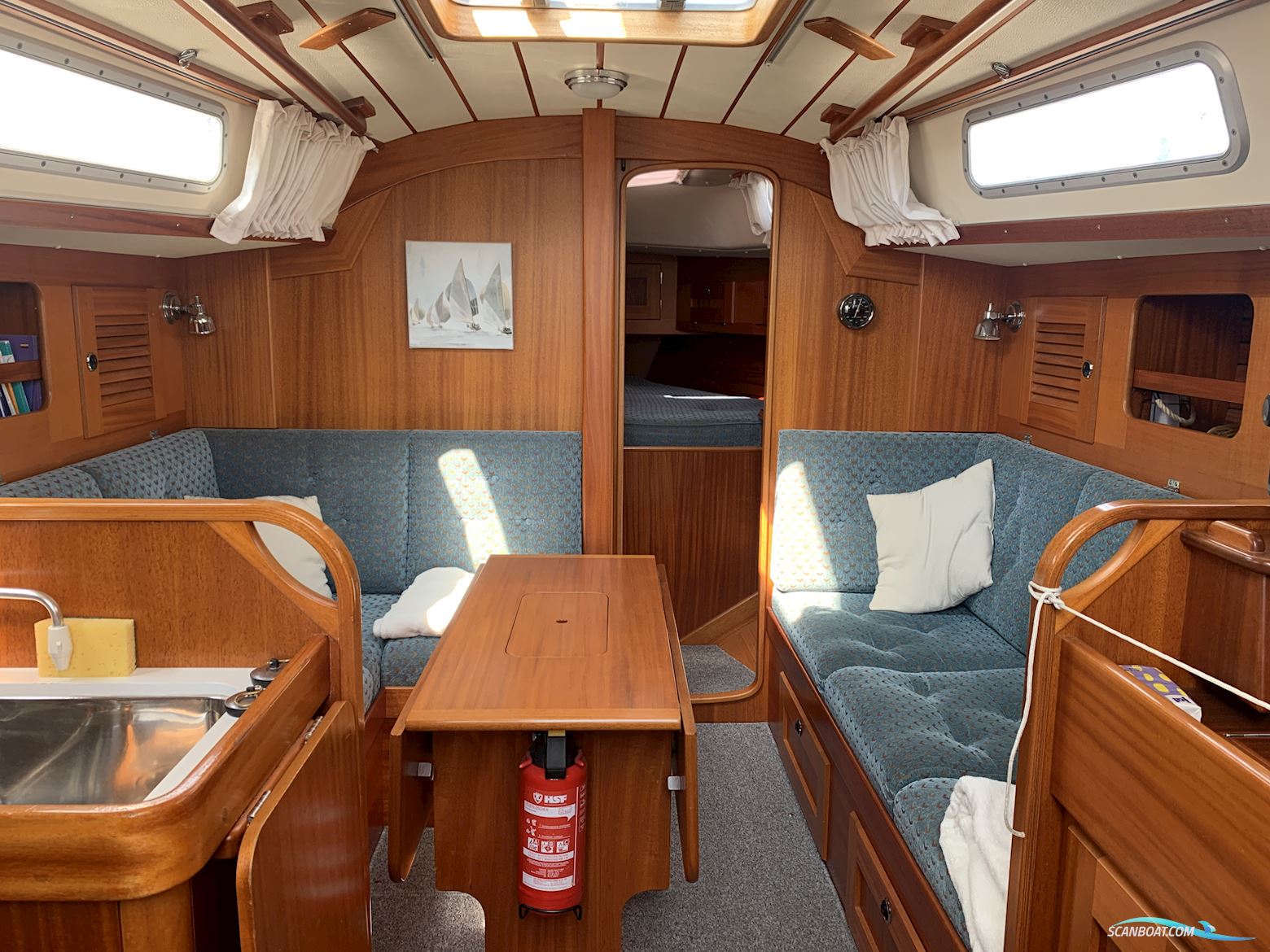 Hallberg-Rassy 34