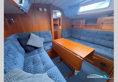 Hallberg-rassy 34 Segelbåt 1999, med Volvo Penta  MD2030 motor, England