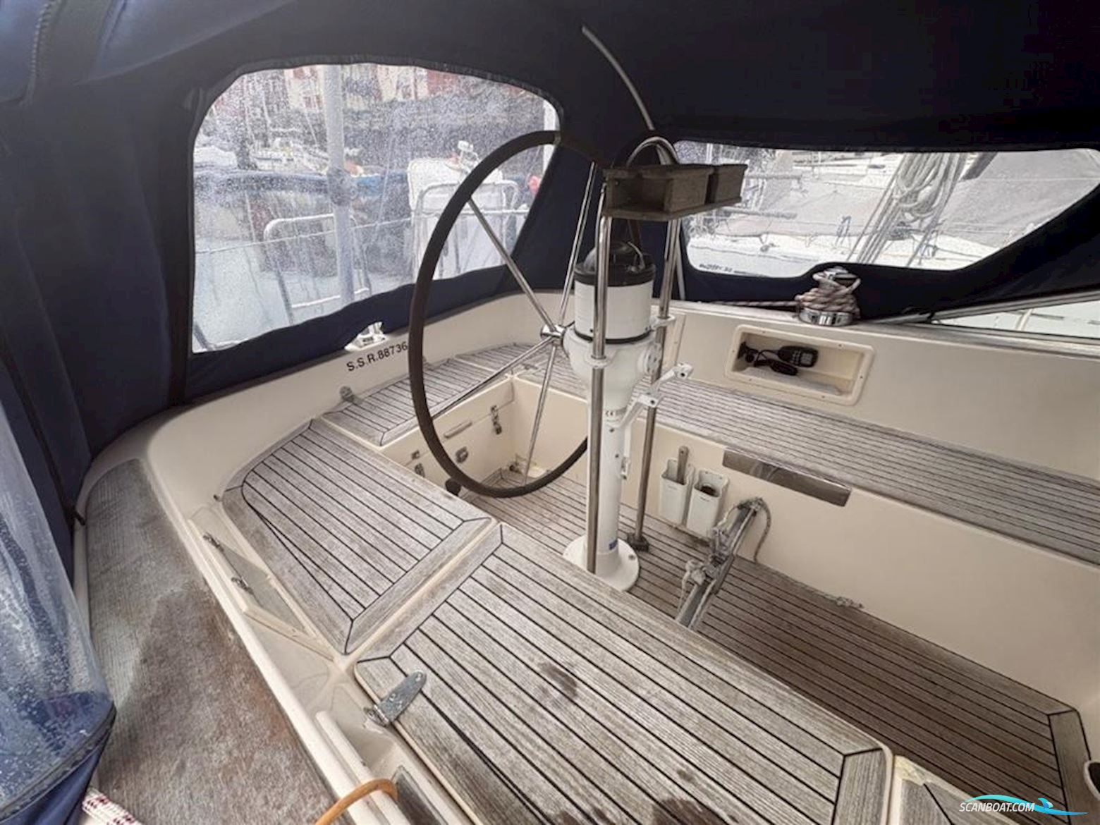 Hallberg-rassy 34