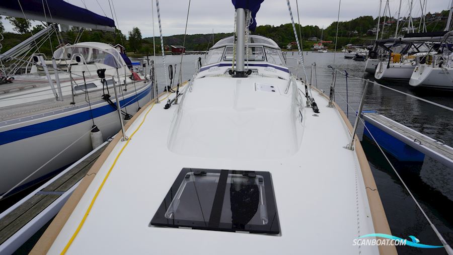 Hallberg-Rassy 340