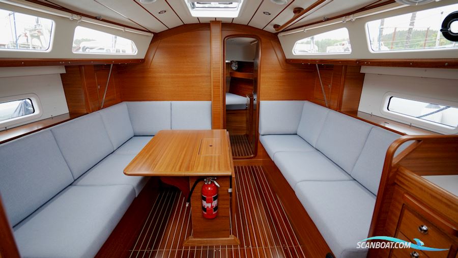 Hallberg-Rassy 340