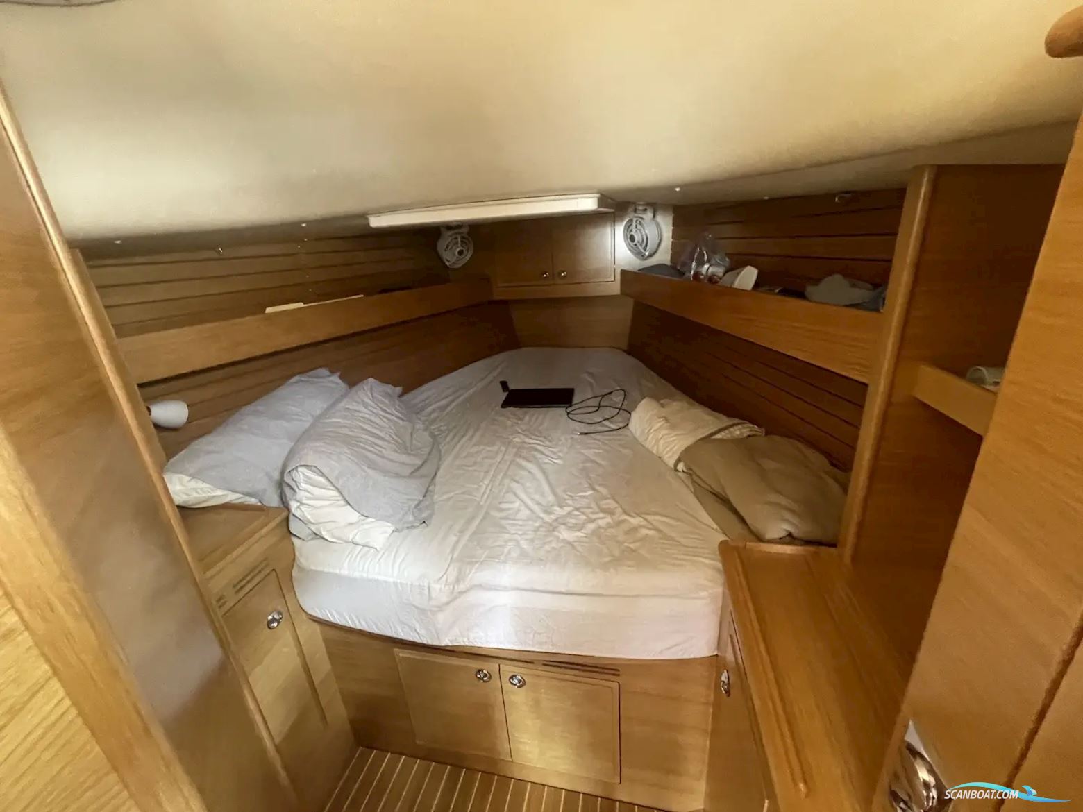 Hallberg-rassy 340