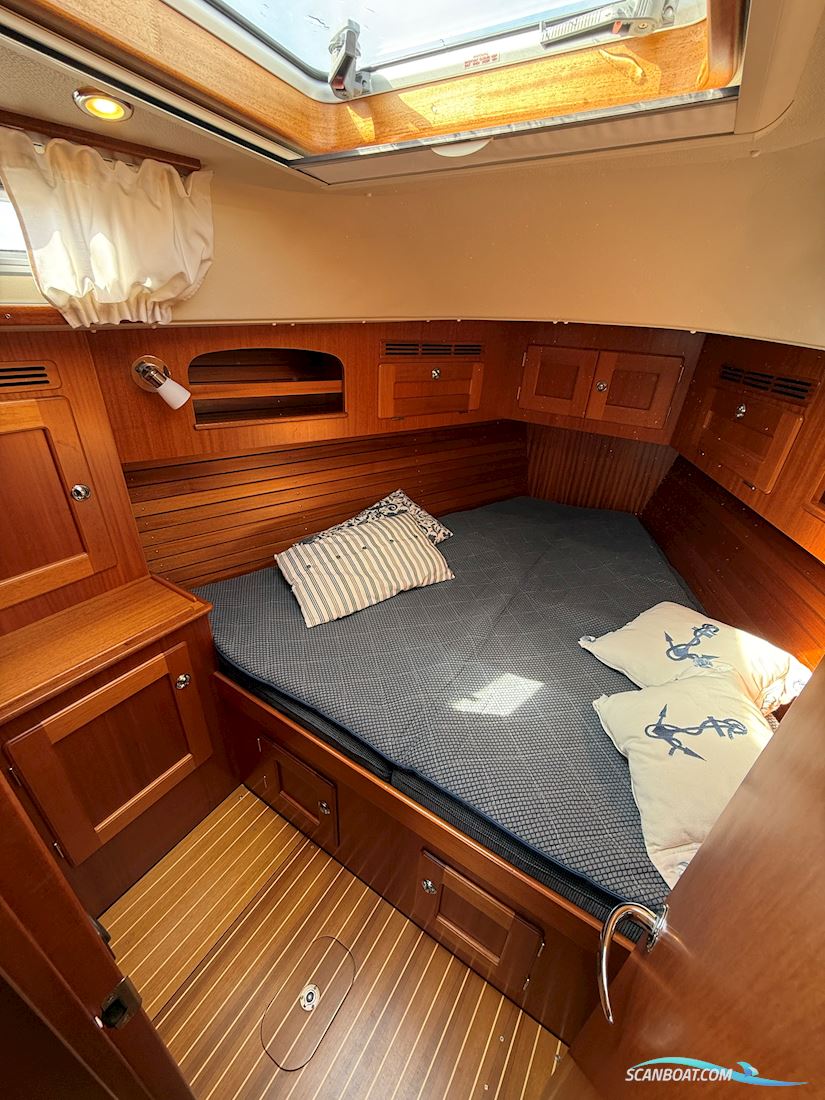 Hallberg-Rassy 342
