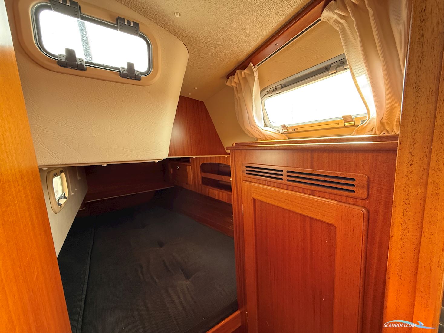 Hallberg-Rassy 342