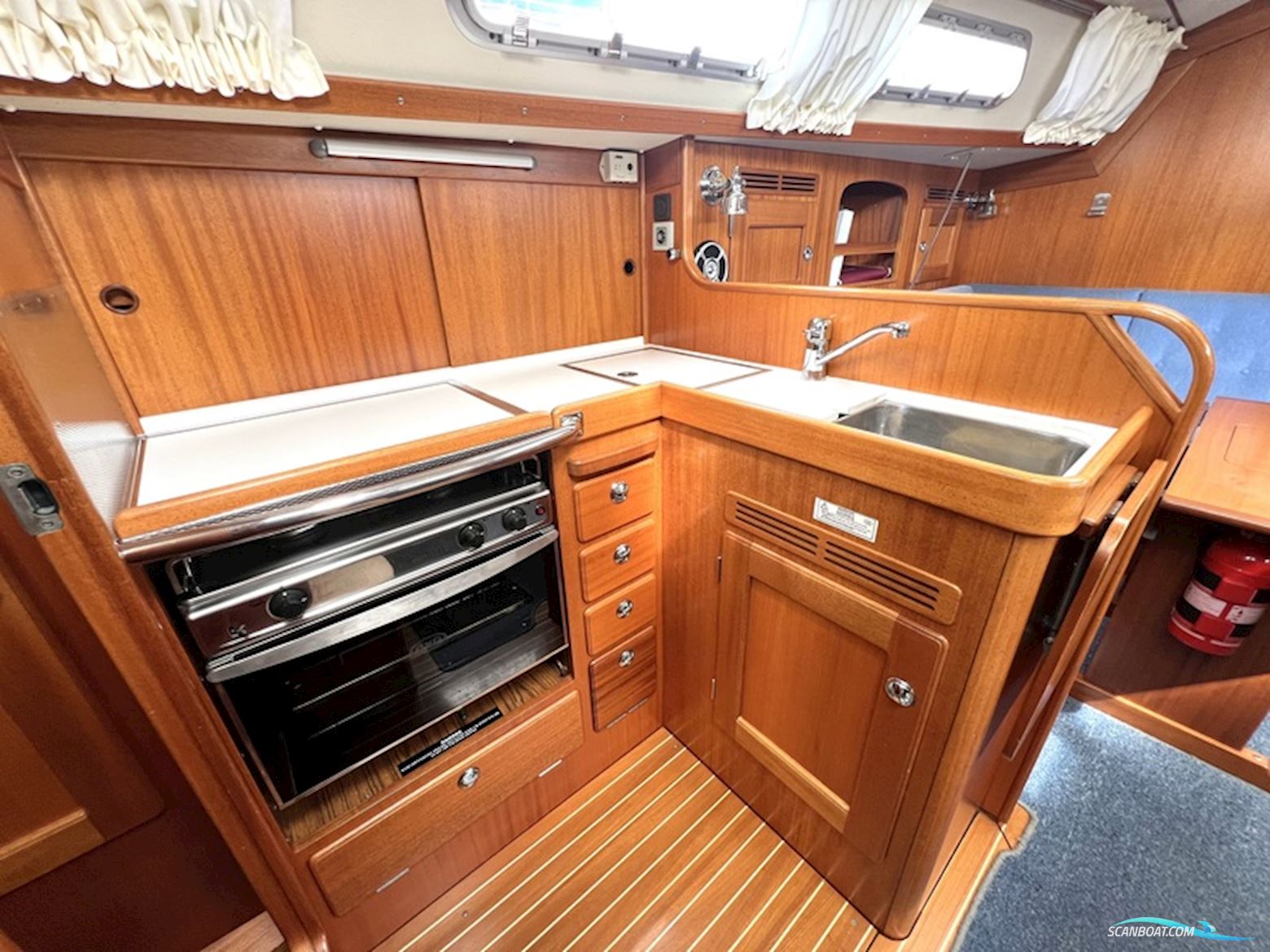 Hallberg Rassy 342