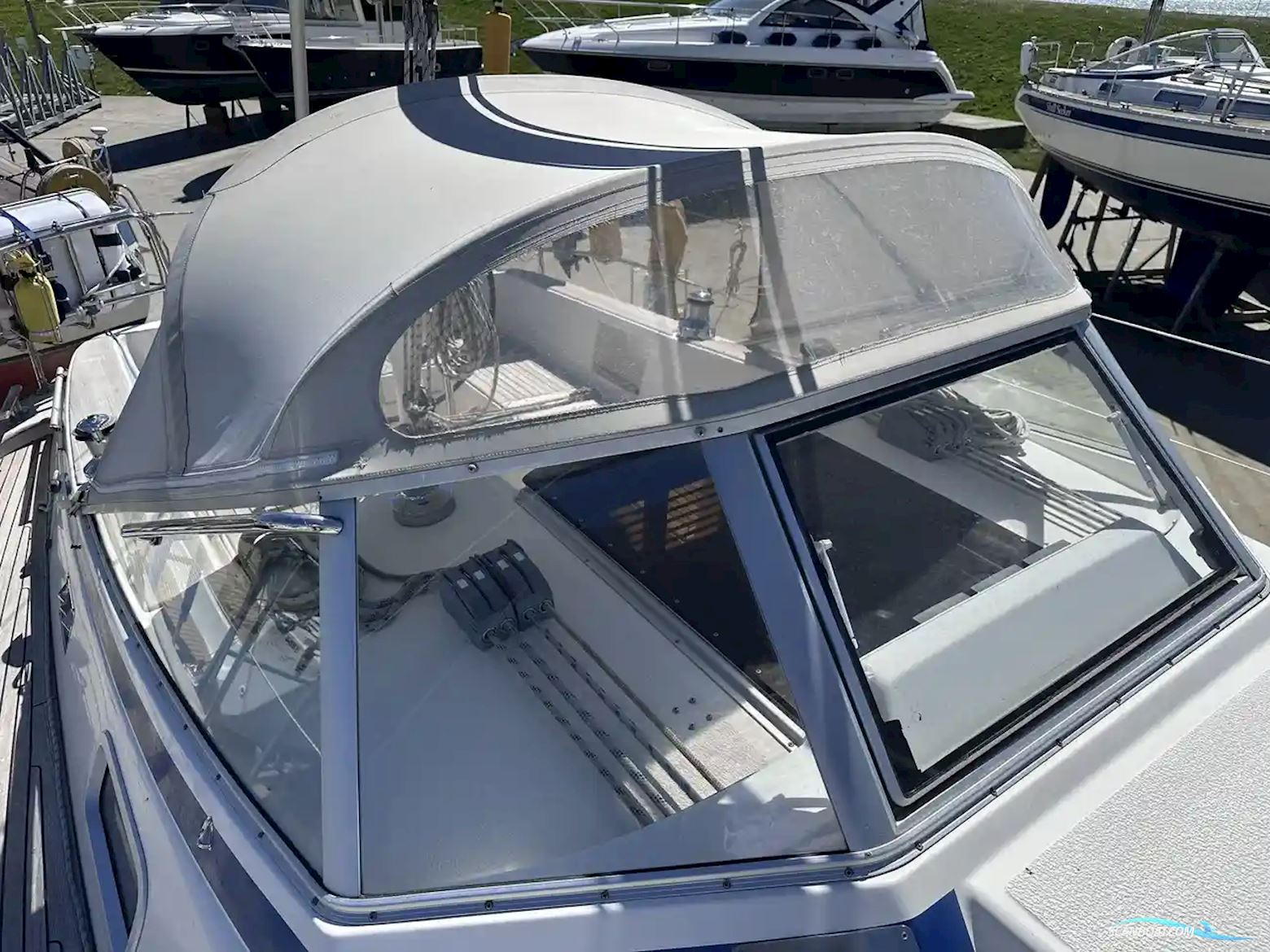 Hallberg-rassy 342