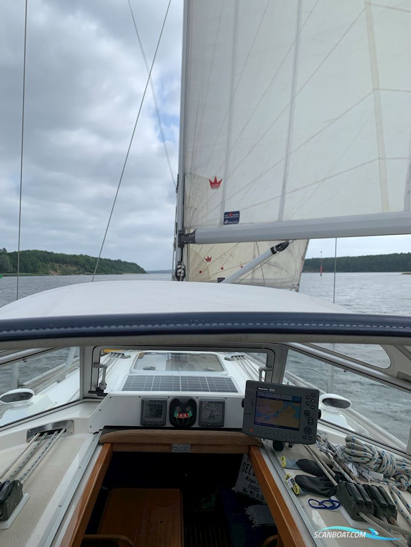 Hallberg Rassy 342