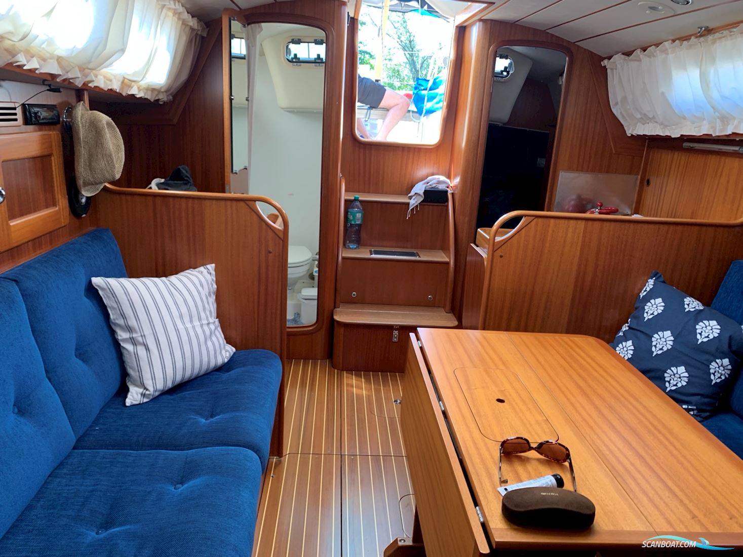 Hallberg Rassy 342
