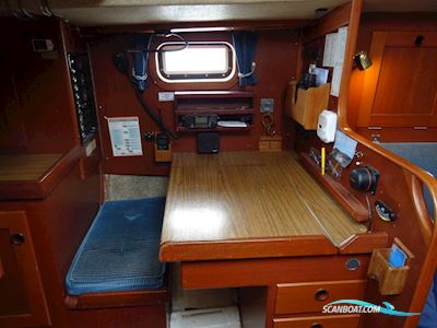 Hallberg Rassy 352 MKII Segelbåt 1982, med Volvo Penta D2 55 motor, Holland