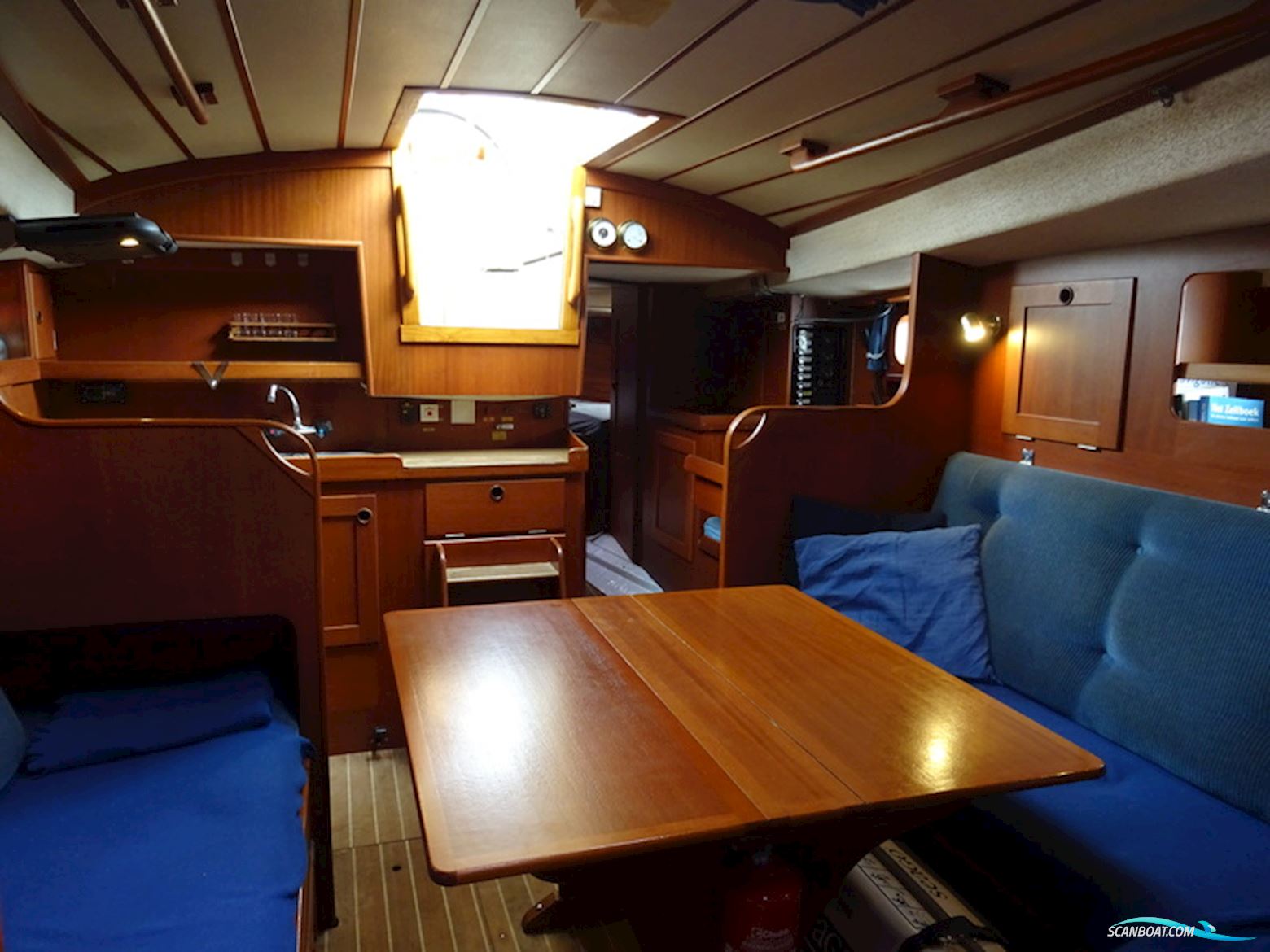 Hallberg Rassy 352 MKII