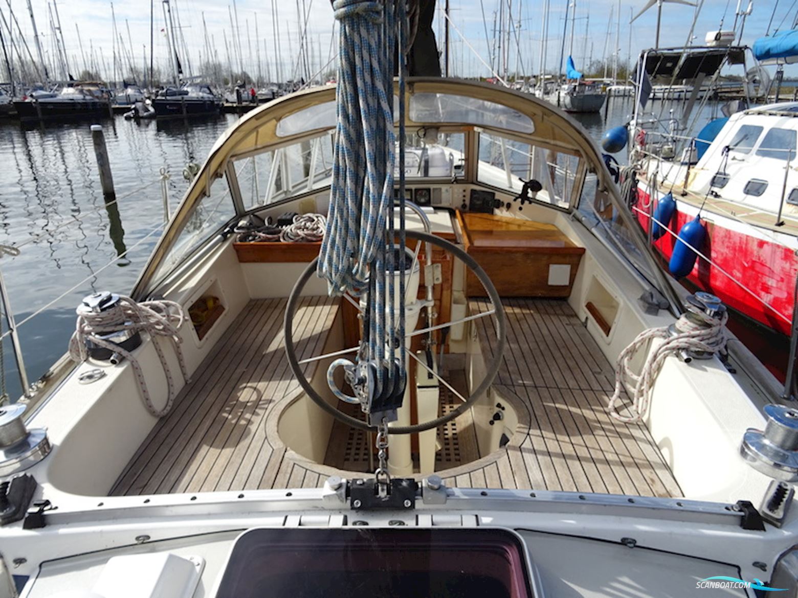 Hallberg Rassy 352 MKII