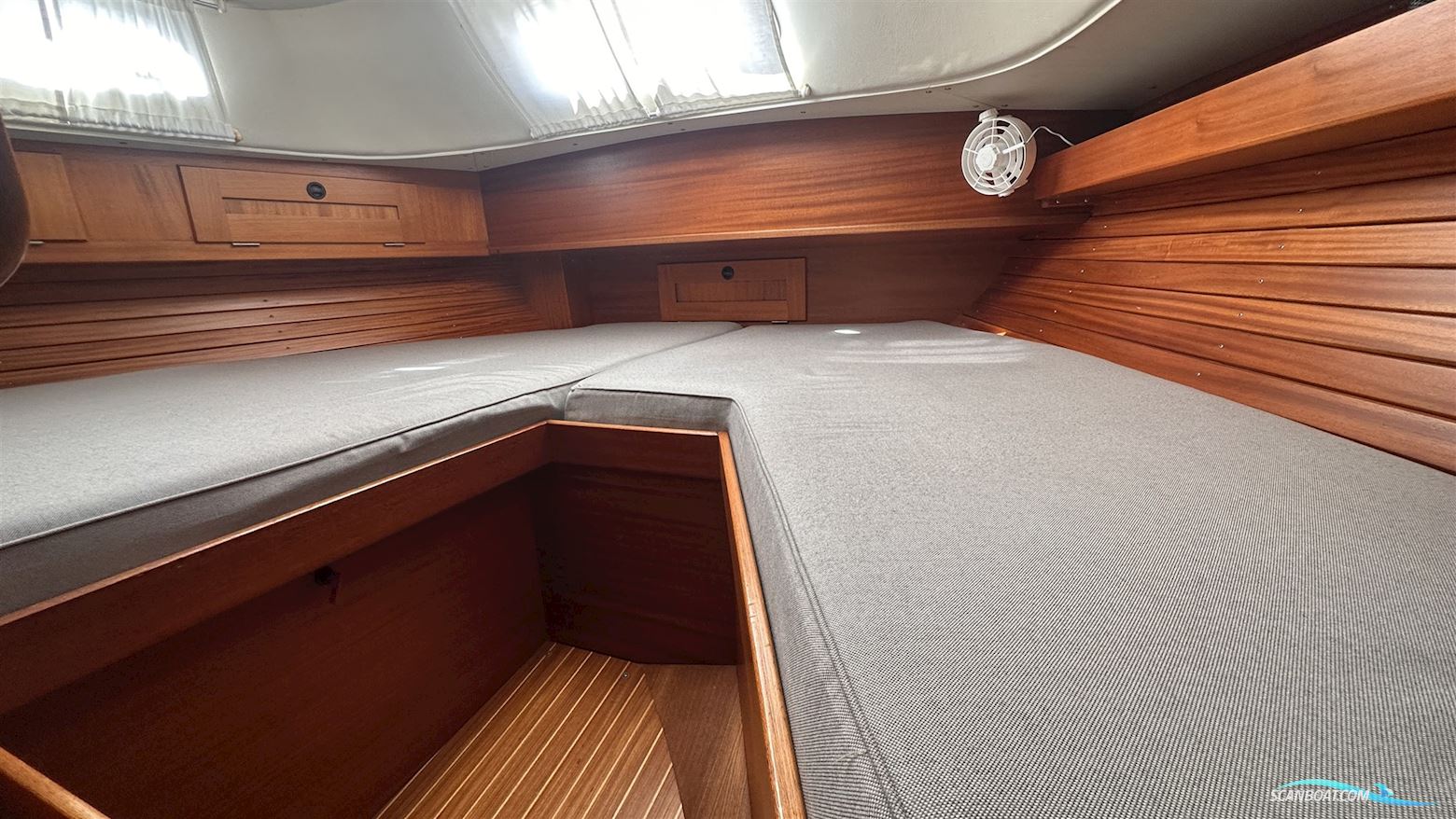 Hallberg Rassy 36 MK I