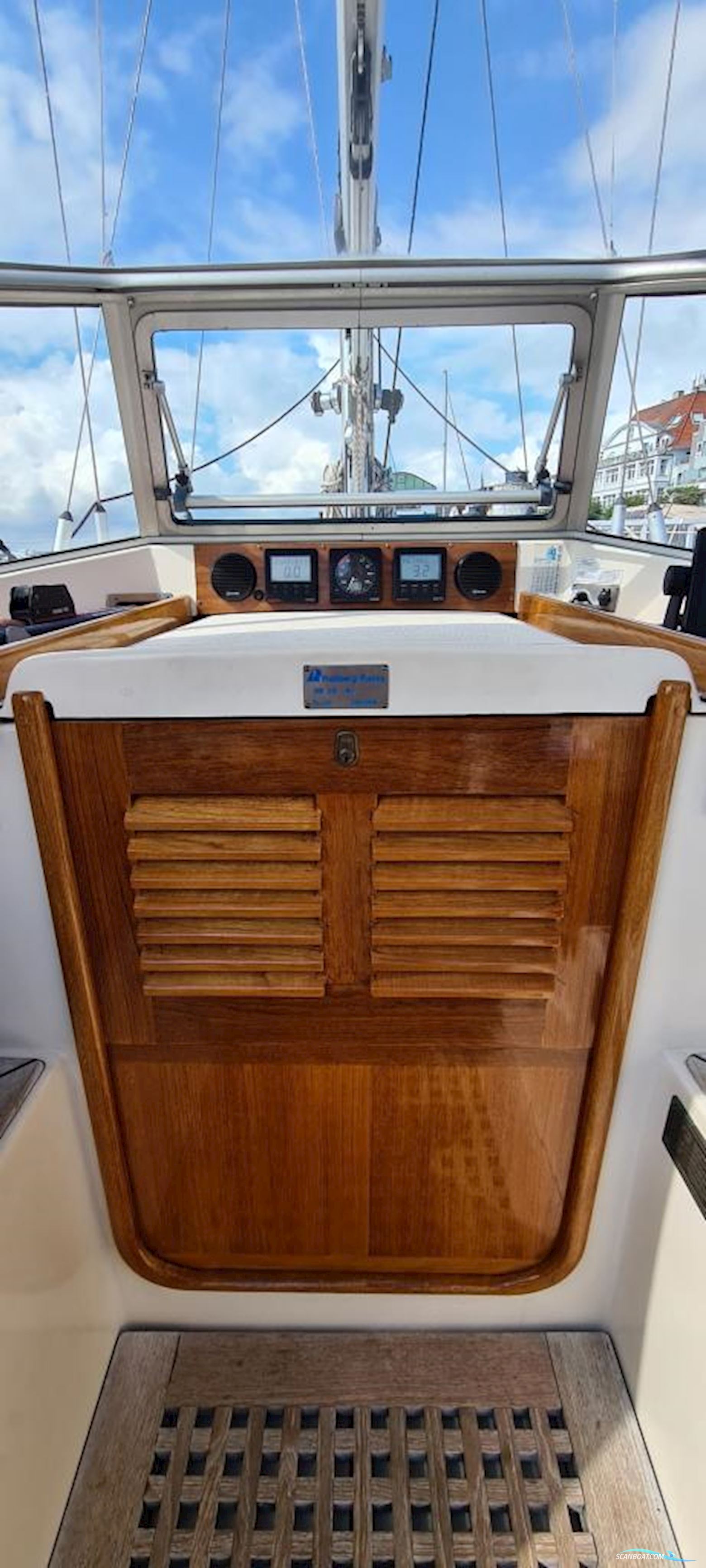 Hallberg-Rassy 36