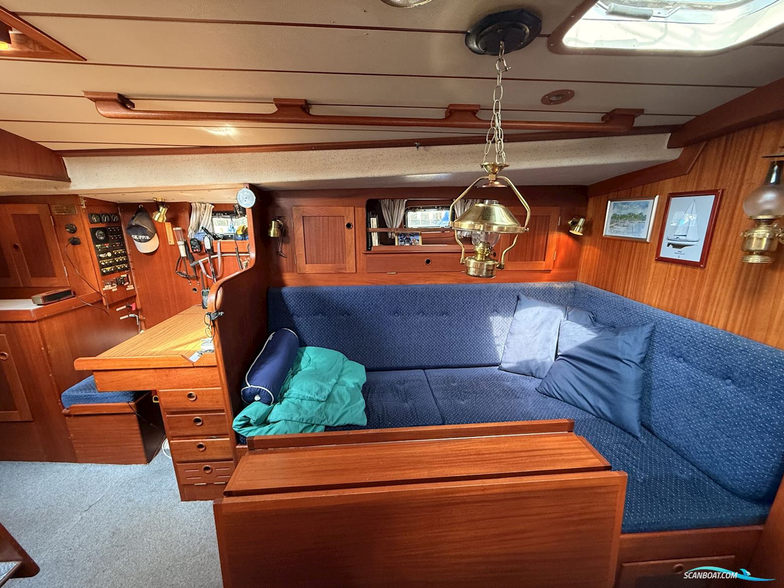 Hallberg Rassy 38, Forårspris 450.000,-