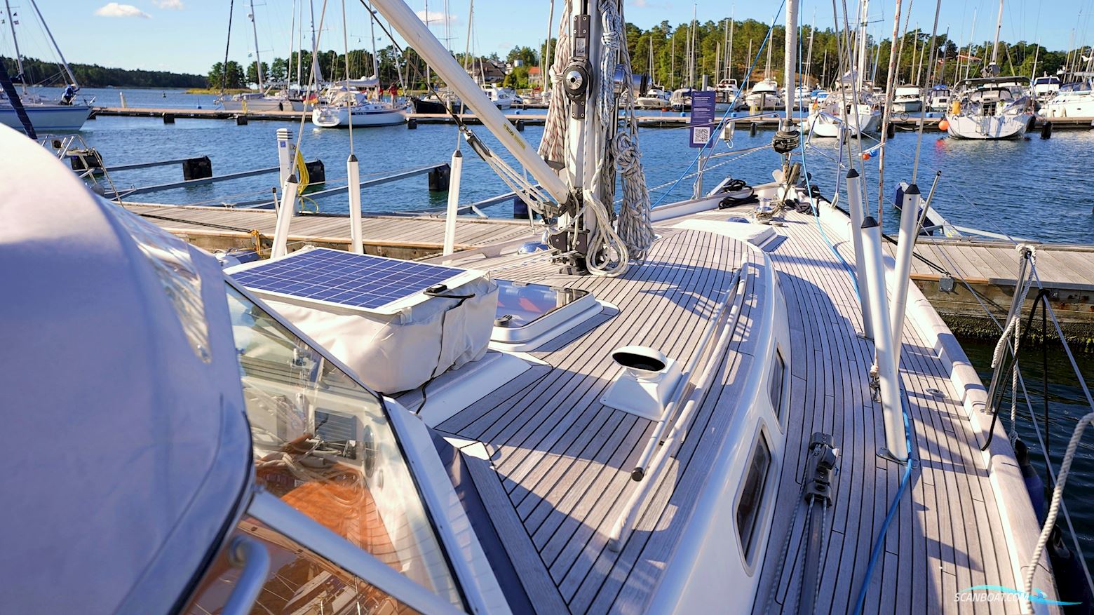 Hallberg-Rassy 39