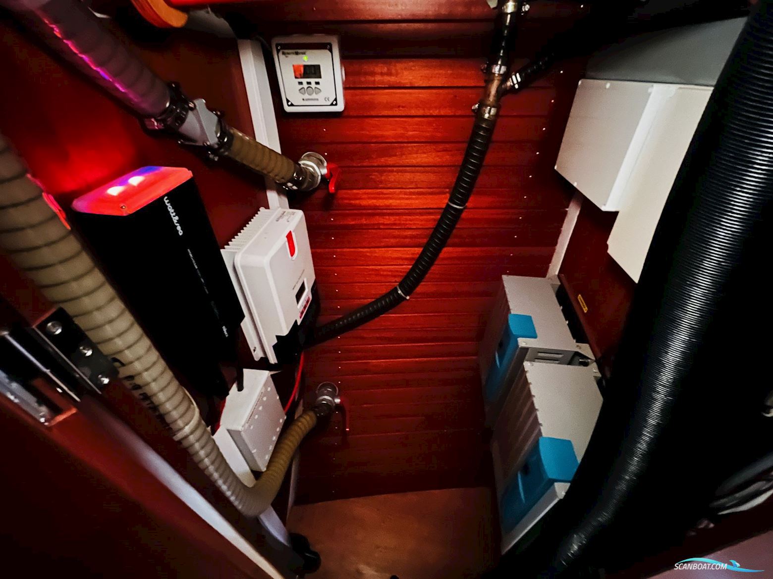 Hallberg-Rassy 42 F MkII