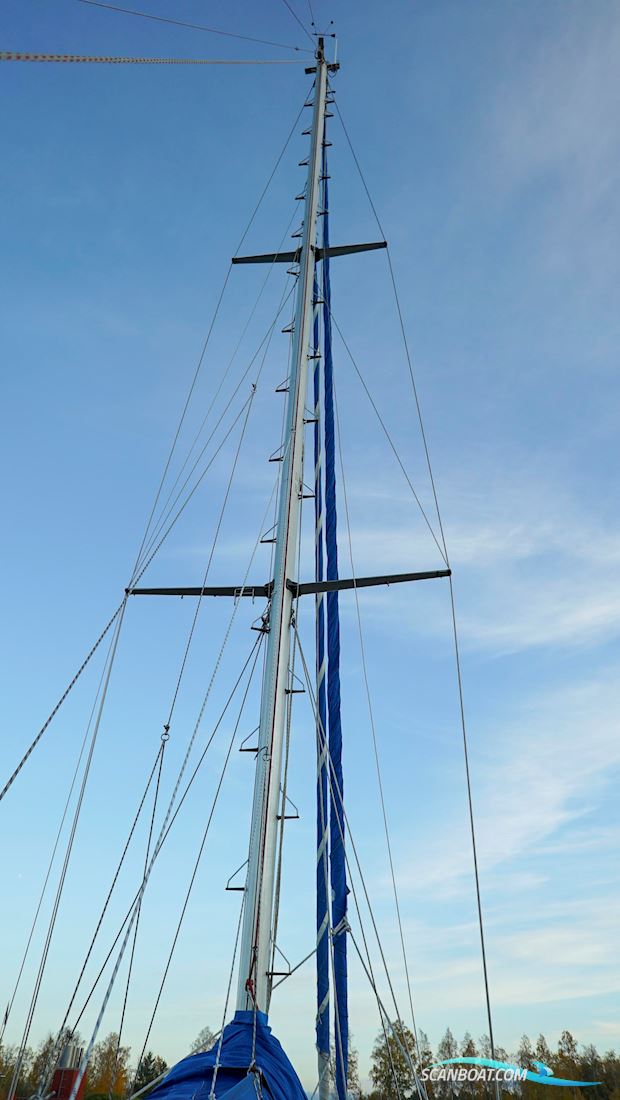 Hallberg-Rassy 42 Ketch
