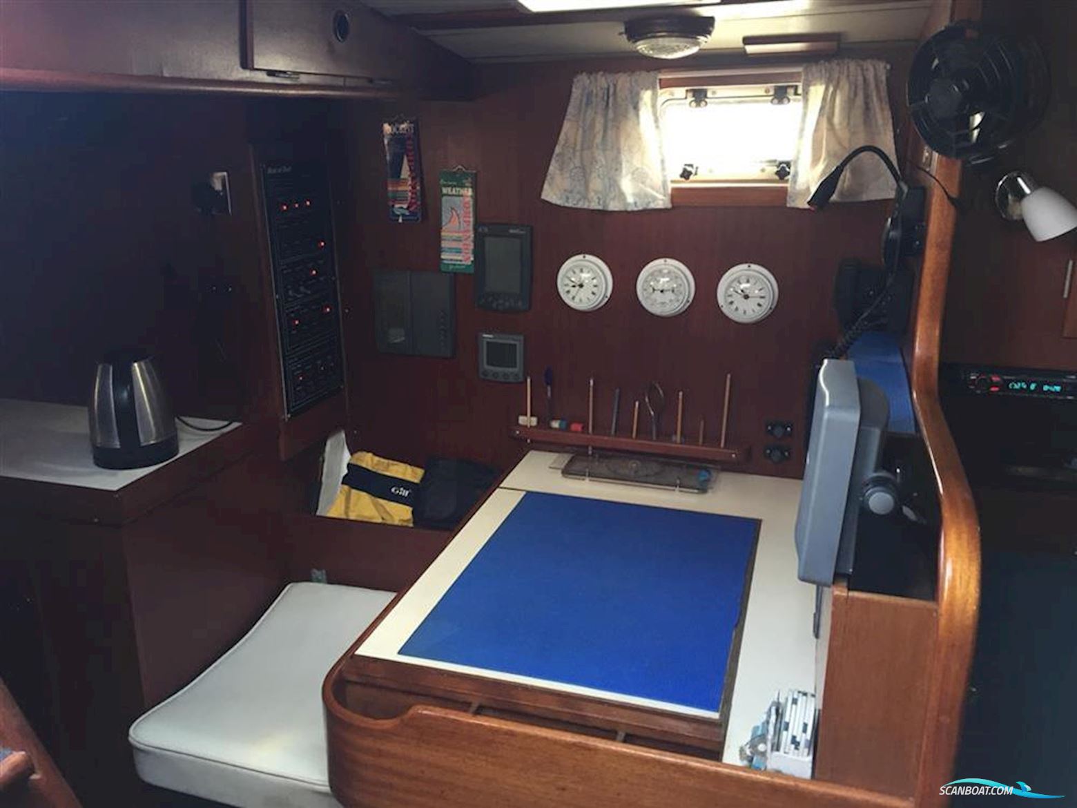 Hallberg-rassy 42 KETCH