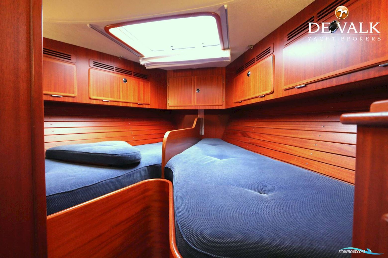 Hallberg Rassy 43 MK I