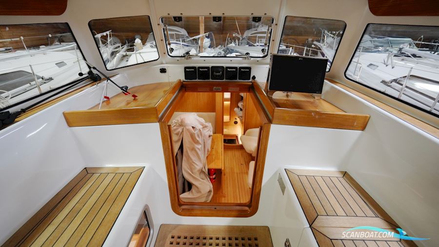 Hallberg-Rassy 44