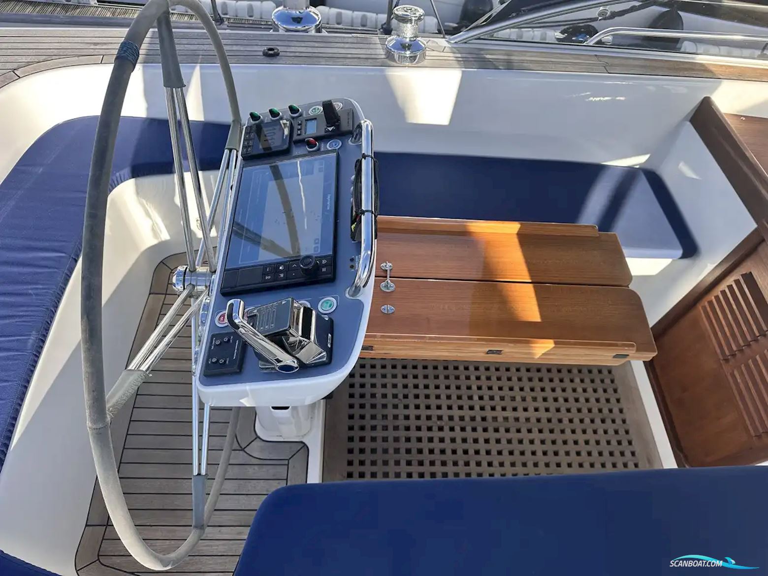 Hallberg-rassy 44