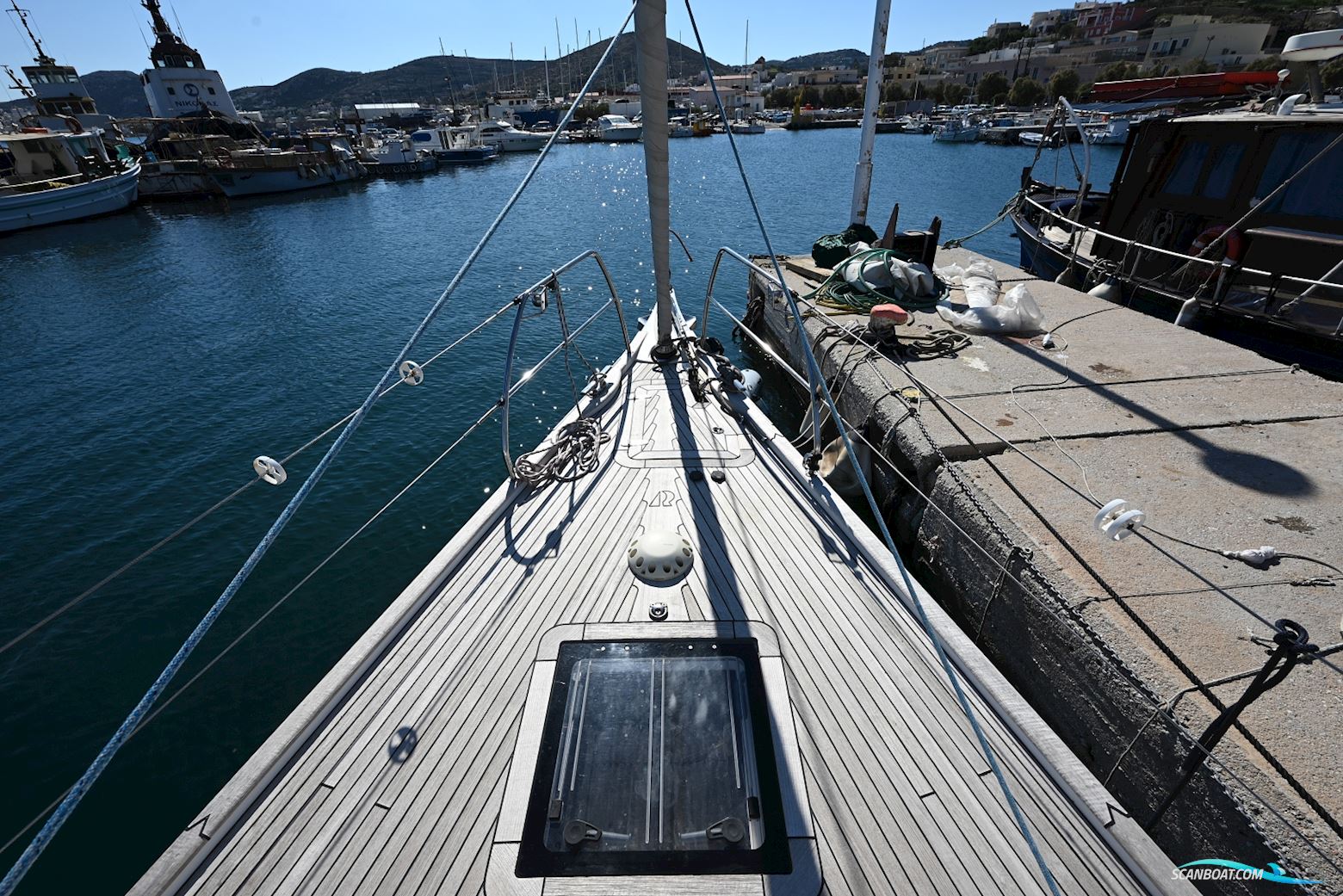 Hallberg Rassy 44