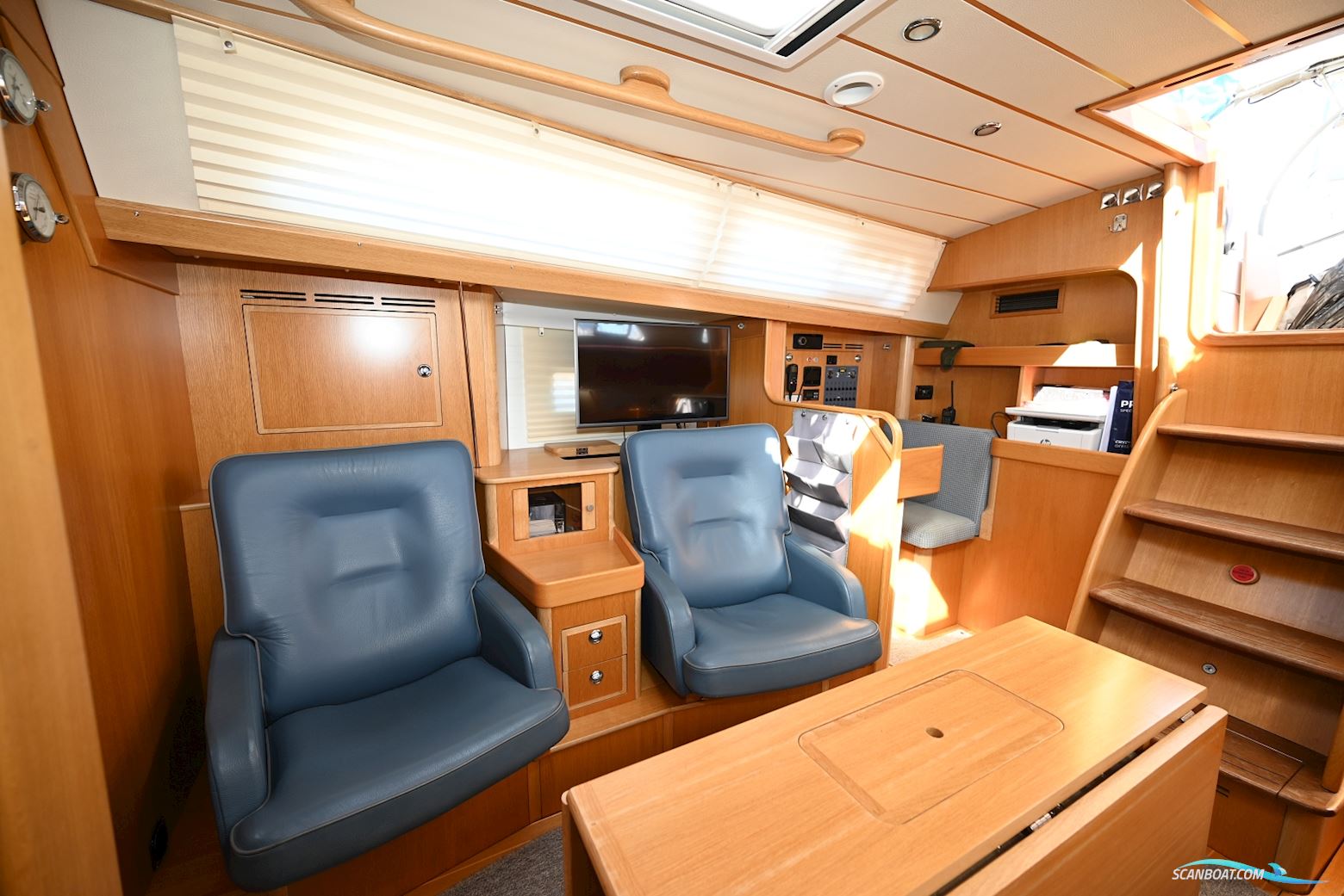 Hallberg Rassy 44