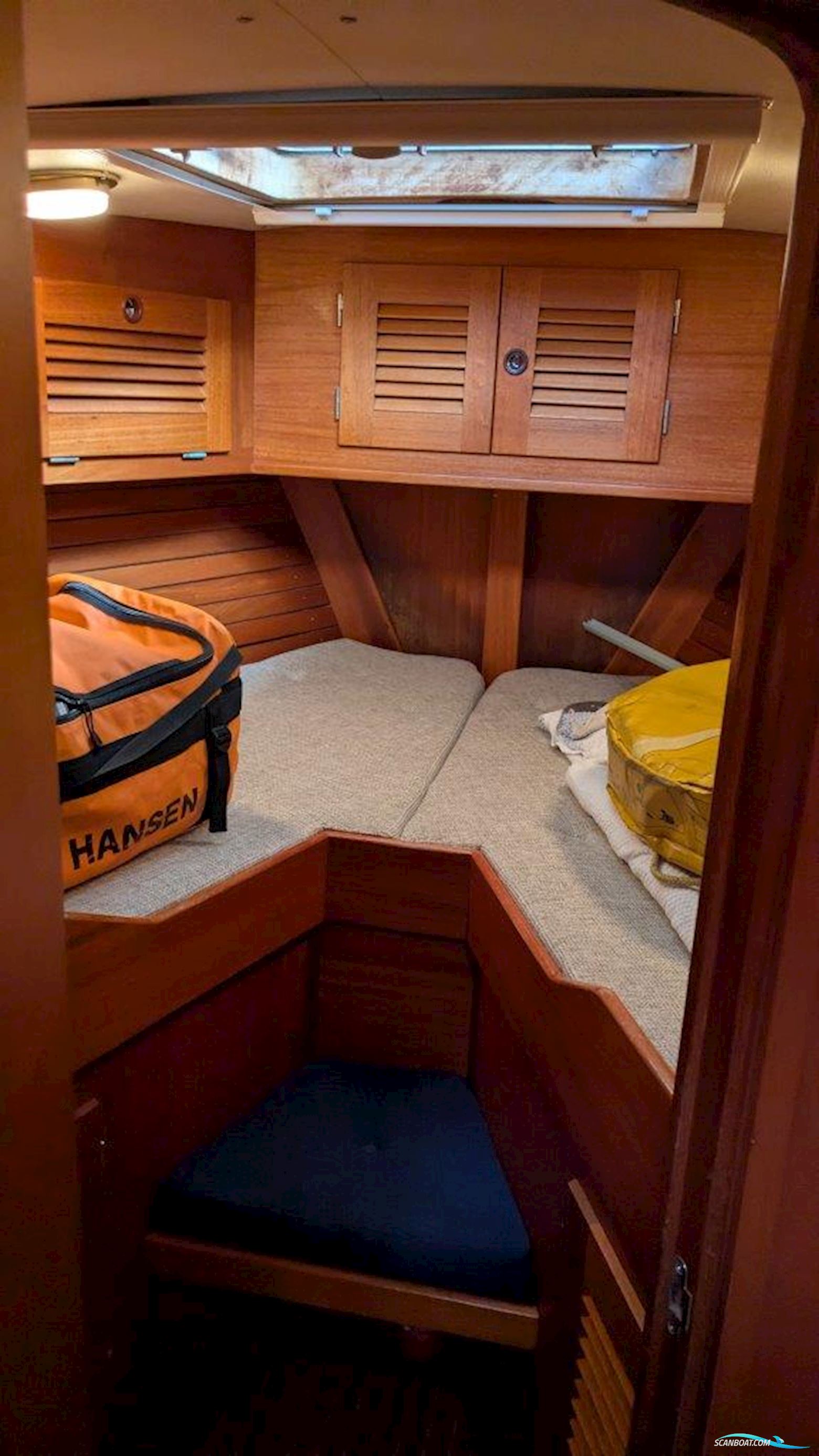 Hallberg-Rassy 45